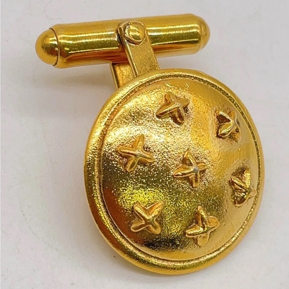 Chanel Cuff Links - Picture 5 of 6